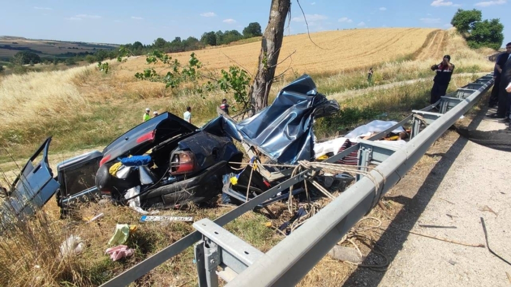 EDİRNE’DE FECİ KAZA: 5 ÖLÜ